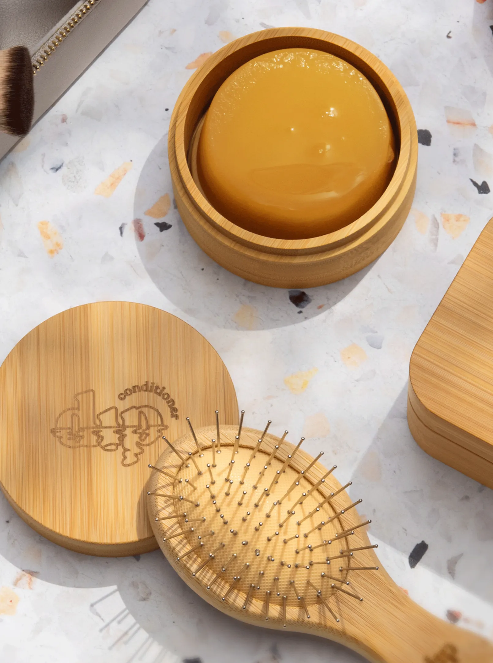 Large Conditioner Travel Case with Coaster