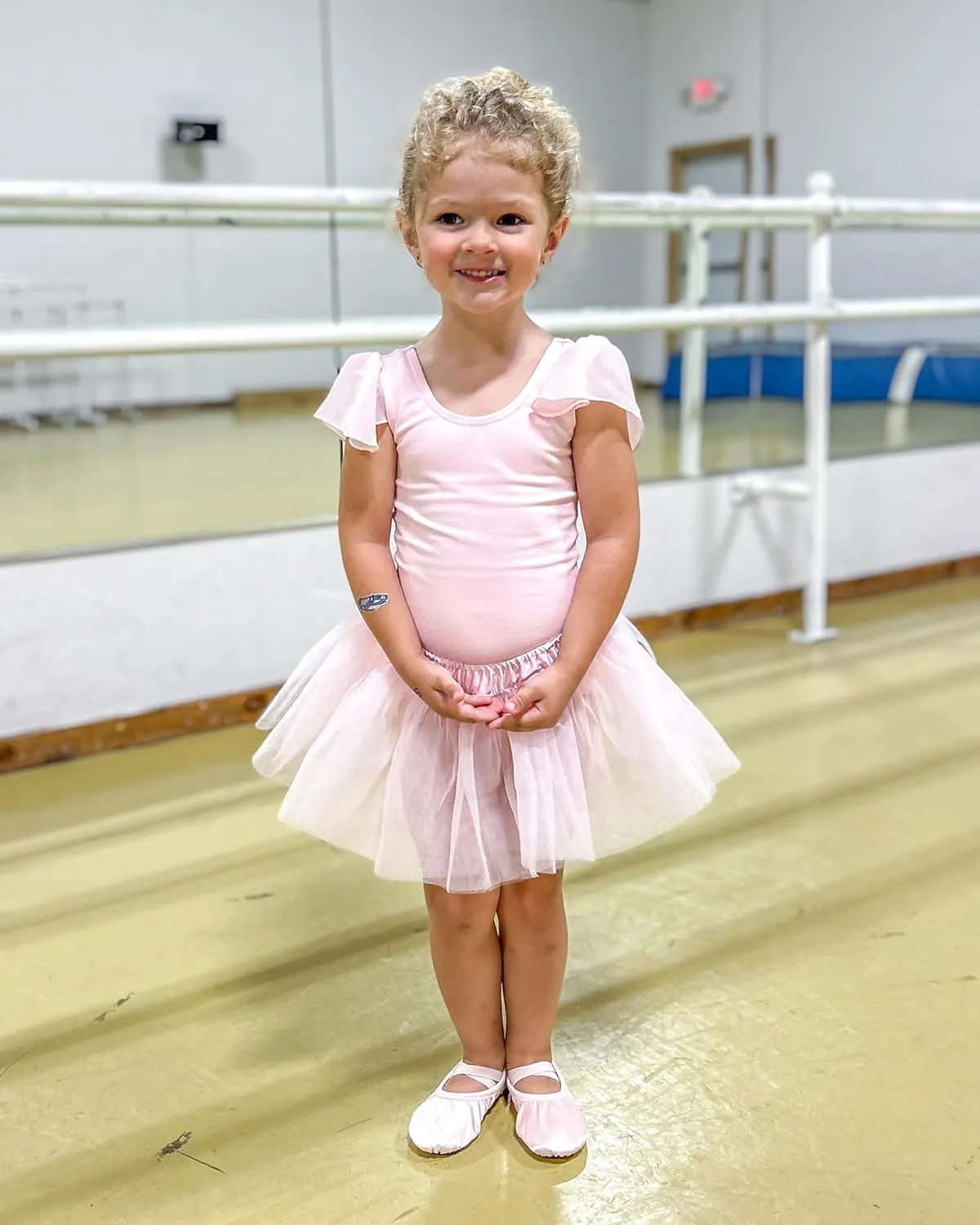 Stelle Girls Leotards Black Ballet Dance Leotards Ruffle Short Sleeve Gymnastics Outfits(Toddler/Little Kid/Big Kid)